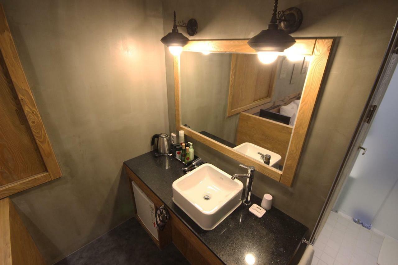 Hotel Yaja Dongnae Busan Extérieur photo