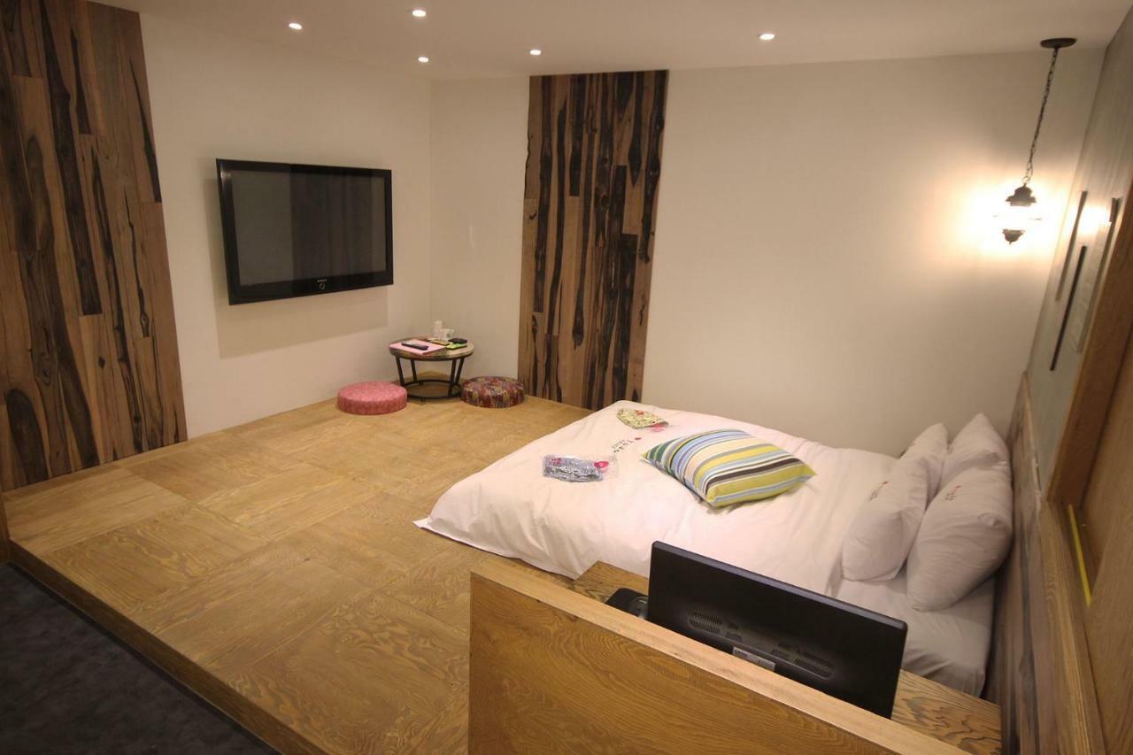 Hotel Yaja Dongnae Busan Extérieur photo